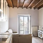 Easyhomes - Porta Venezia Oberdan شقة ميلان