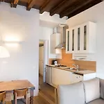 Easyhomes - Porta Venezia Oberdan شقة ميلان