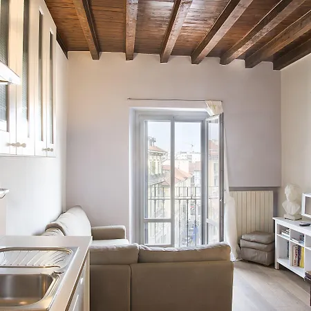 Easyhomes - Porta Venezia Oberdan شقة ميلان