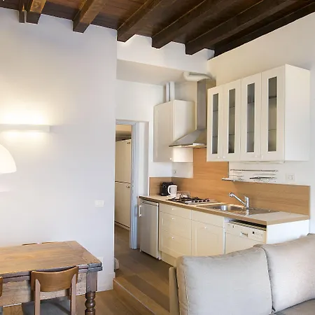 Easyhomes - Porta Venezia Oberdan * ميلان