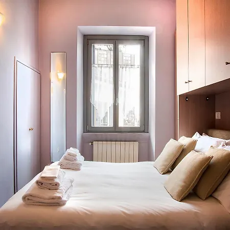 Easyhomes - Porta Venezia Oberdan شقة ميلان