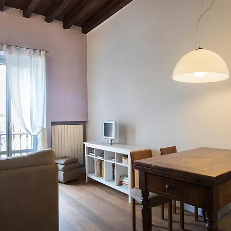Easyhomes - Porta Venezia Oberdan شقة ميلان