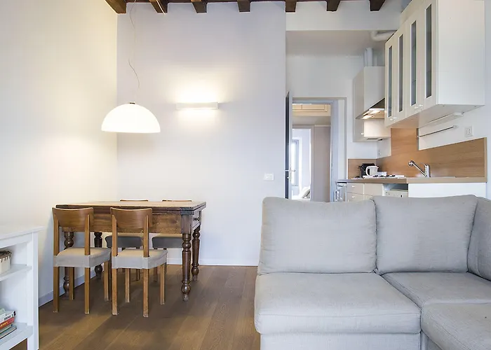 Easyhomes - Porta Venezia Oberdan Apartament
