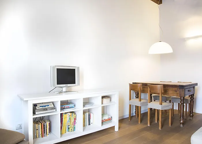 Easyhomes - Porta Venezia Oberdan Apartament *