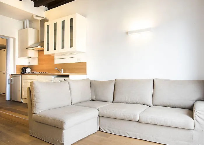 Easyhomes - Porta Venezia Oberdan Apartament
