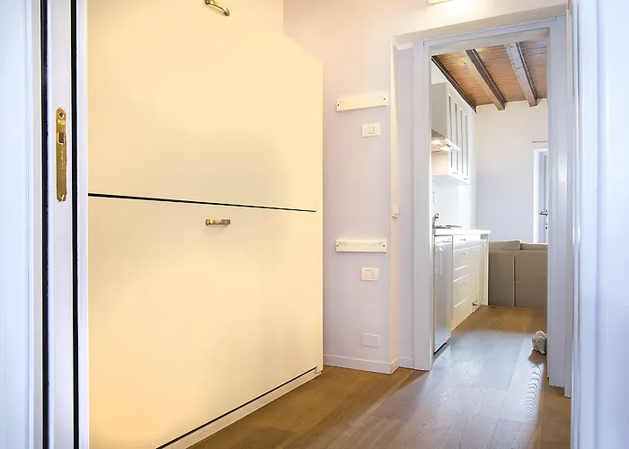 Easyhomes - Porta Venezia Oberdan * Mediolan