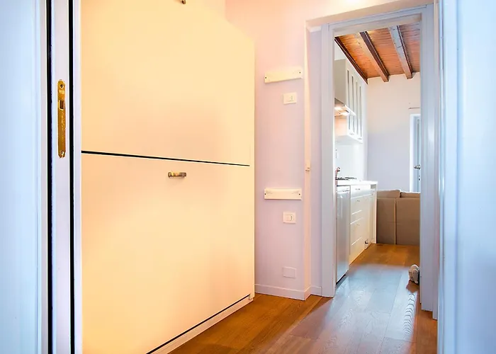 Apartament Easyhomes - Porta Venezia Oberdan