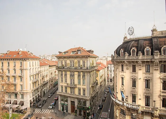 Easyhomes - Porta Venezia Oberdan * Mediolan
